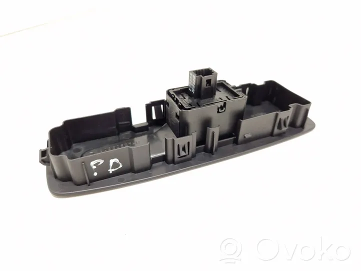 Renault Megane IV Electric window control switch 809605274R