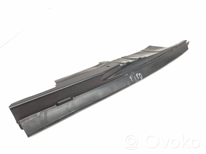 Ford Mondeo MK V Rivestimento dell’estremità del parafango DS73A02078A