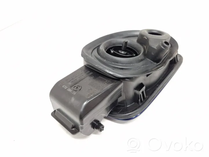 Audi A4 S4 B9 Bouchon, volet de trappe de réservoir à carburant 8W0809906A