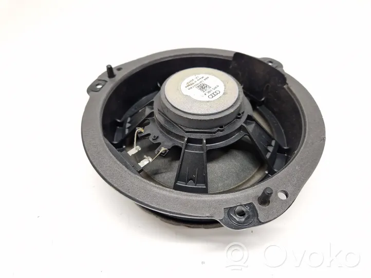 Audi A4 S4 B9 Enceinte de porte arrière 8W5035411