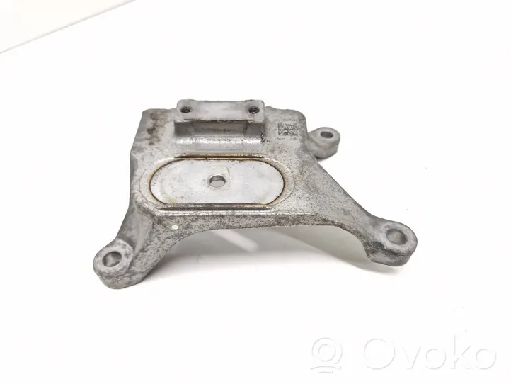 Audi A4 S4 B9 Gearbox mounting bracket 8W0399118C