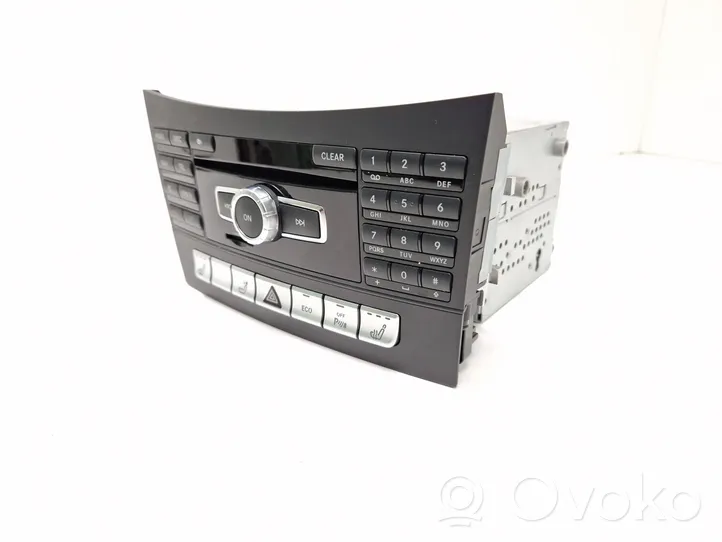 Mercedes-Benz CLS C218 X218 Panel / Radioodtwarzacz CD/DVD/GPS A2129003818