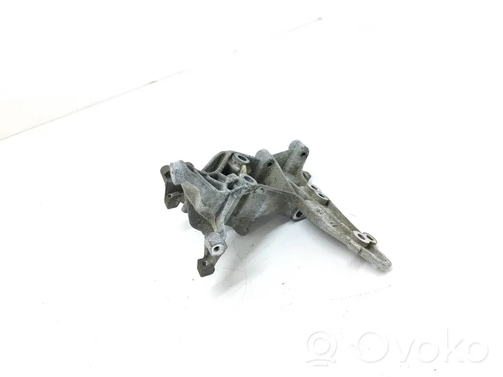 Citroen C4 II Support de générateur / alternateur 9674030280