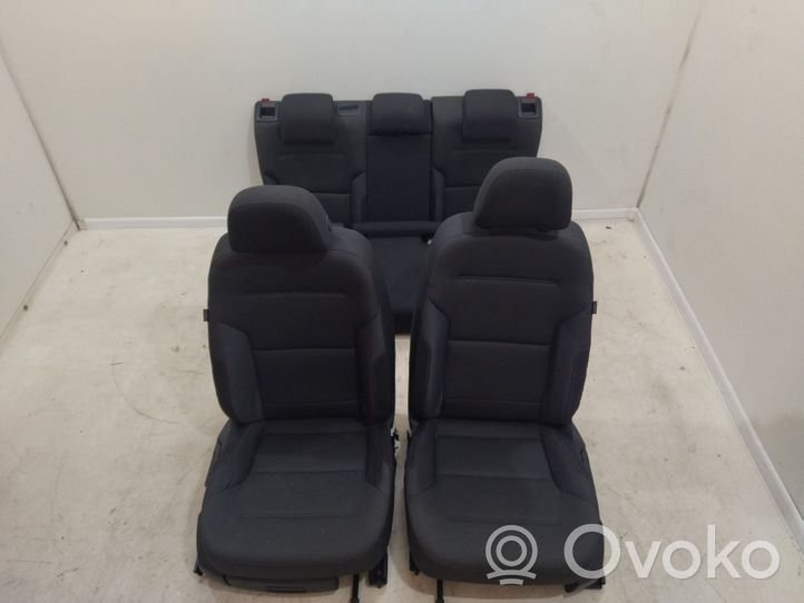 Volkswagen Golf VII Set interni 