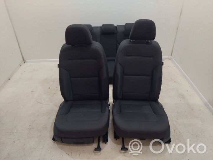 Volkswagen Golf VII Set interni 