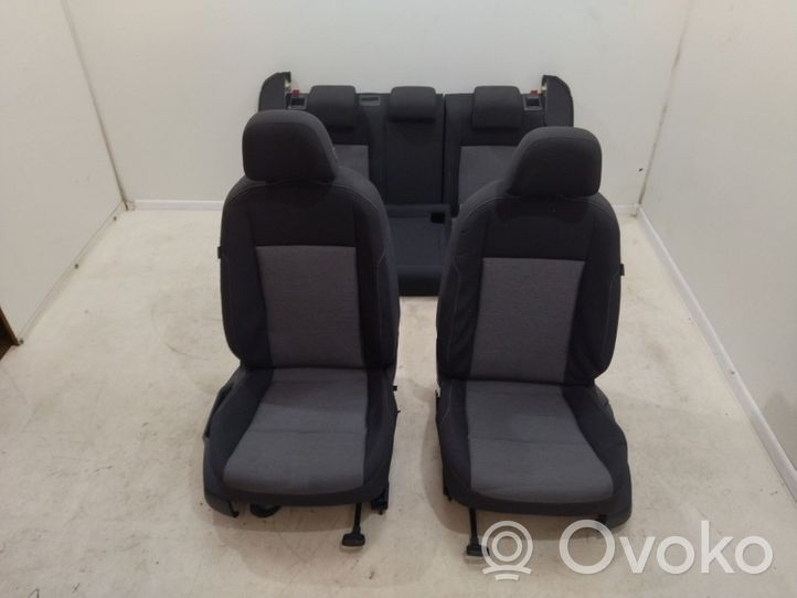 Volkswagen Golf VII Set interni 