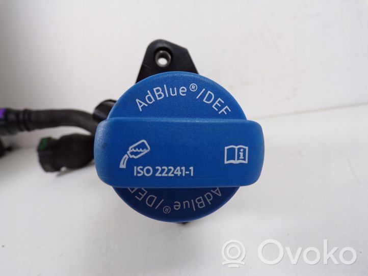 Volkswagen Touareg III Tubo di riempimento del liquido AdBlue 4M4131963A