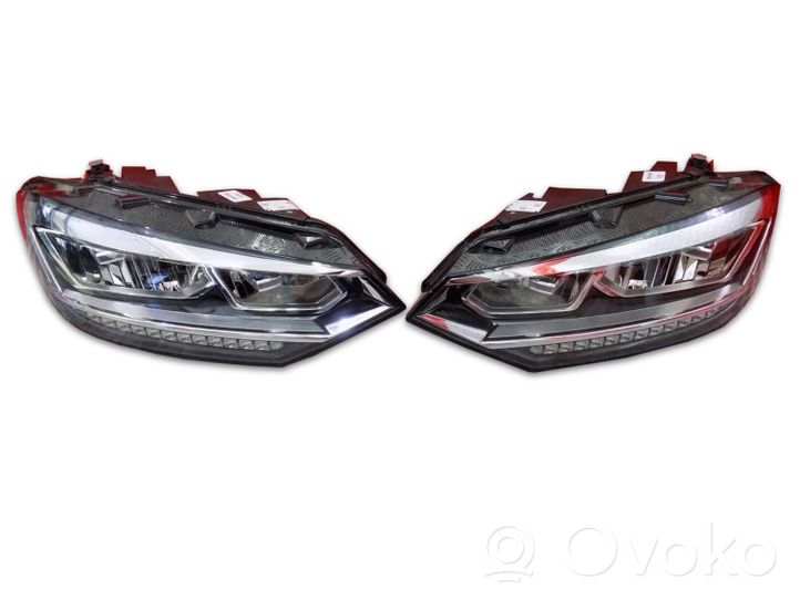 Volkswagen Touran III Lot de 2 lampes frontales / phare 5TB941036B