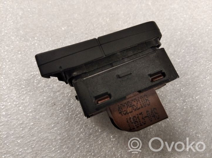 Audi A6 S6 C7 4G Interruttore a pulsante della chiusura centralizzata 4G2962108