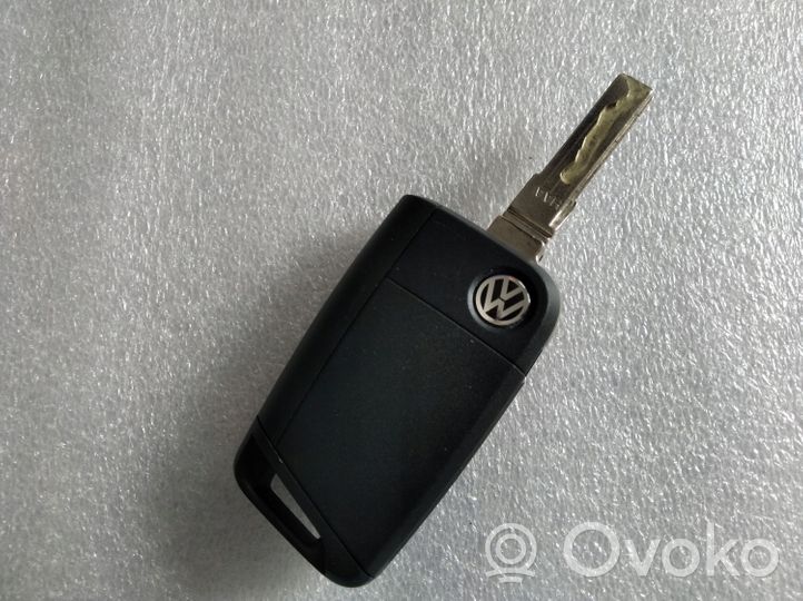 Volkswagen Golf VII Ignition key/card 5G0959752