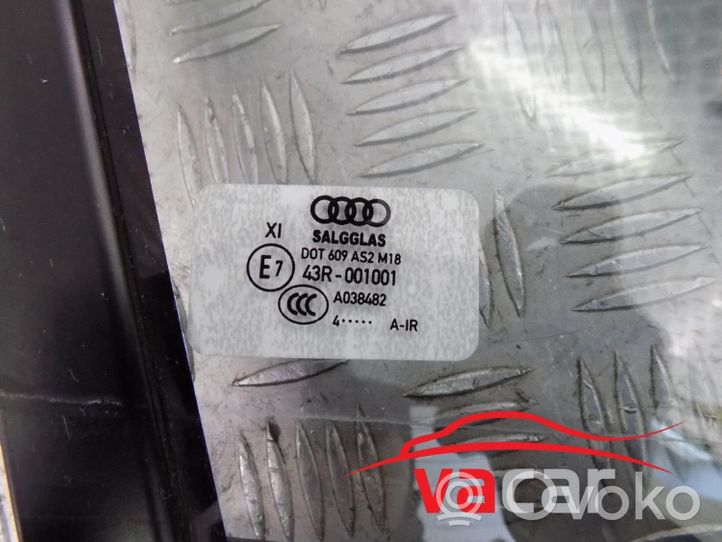 Audi Q7 4M Vetro del deflettore della portiera anteriore - quattro porte 4M0845114A