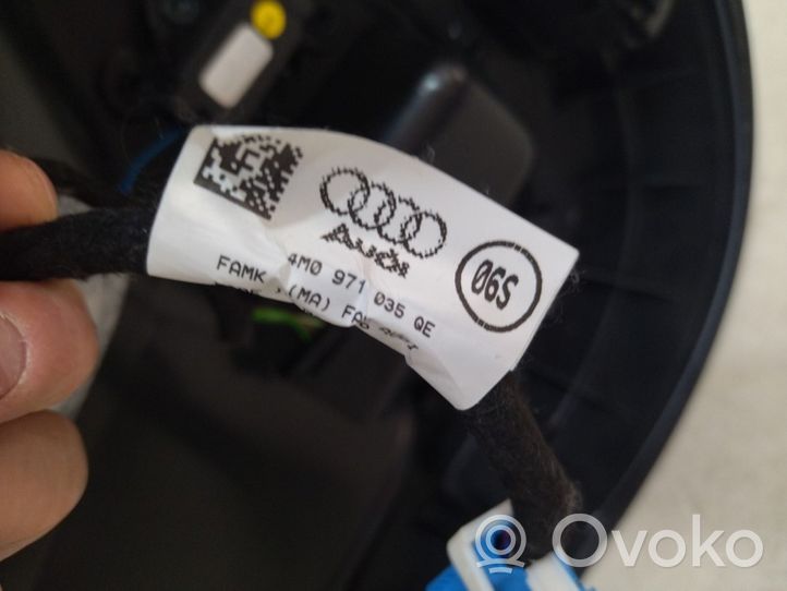 Audi Q7 4M Apmušimas priekinių durų (obšifke) 4M0867117B