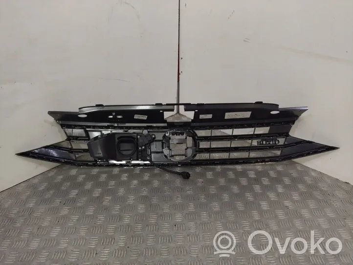 Volkswagen PASSAT B8 Maskownica / Grill / Atrapa górna chłodnicy 3G0853651CF