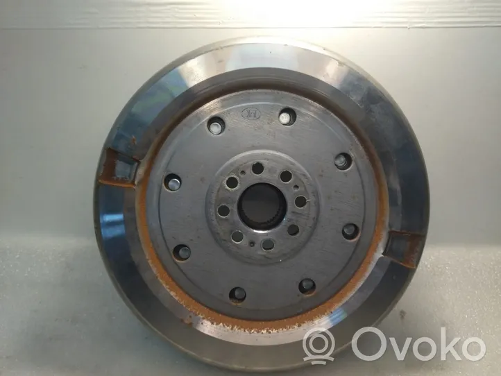 Volkswagen PASSAT B8 Flywheel 05L105266K