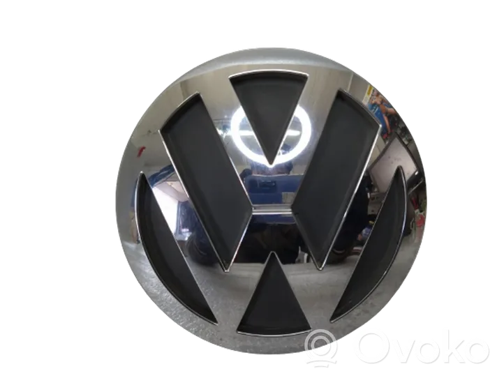 Volkswagen Touareg I Logo, emblème, badge 7L6853630