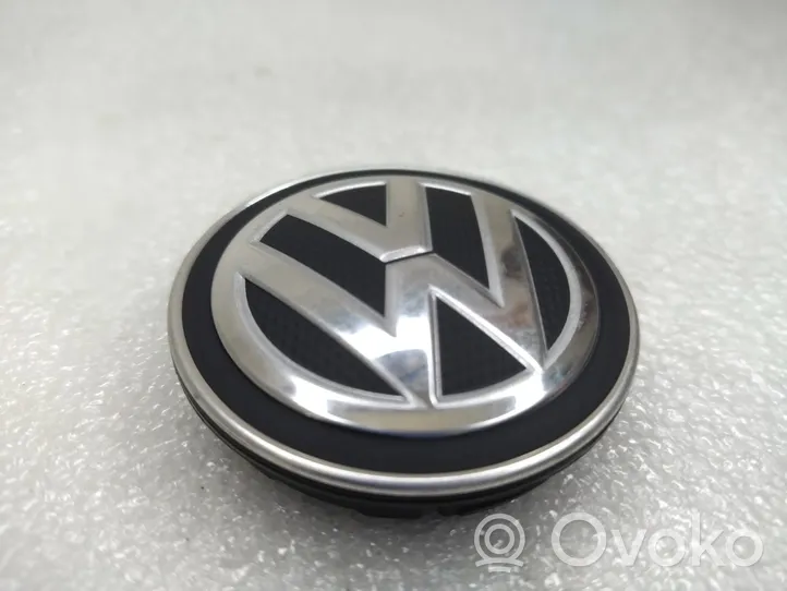 Volkswagen Golf VII Original wheel cap 6C0601171