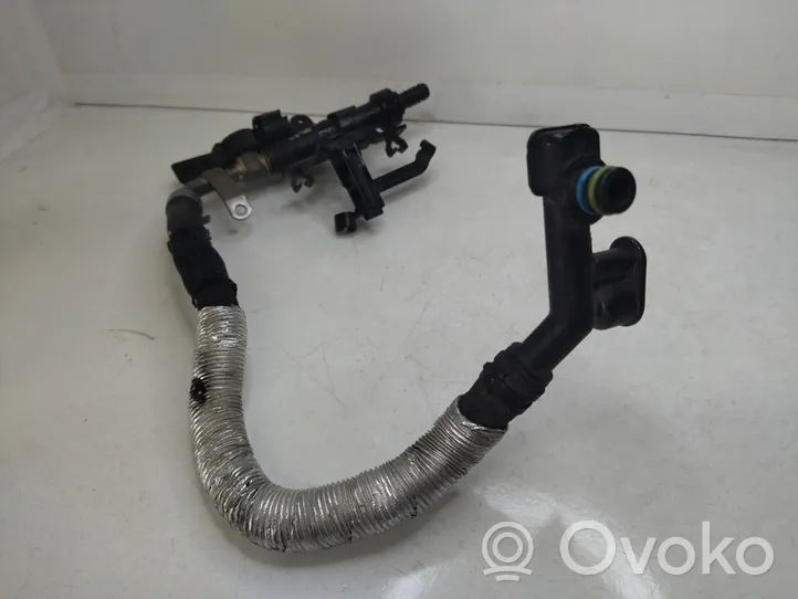 Audi A6 S6 C7 4G Tuyau d'alimentation conduite de carburant 059130327