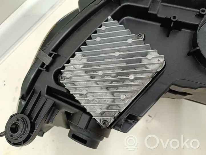 Audi A4 S4 B9 8W Lampa przednia 8W0941033D