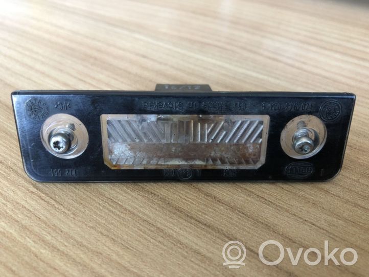 Skoda Octavia Mk2 (1Z) Lampa oświetlenia tylnej tablicy rejestracyjnej 1Z0943021B