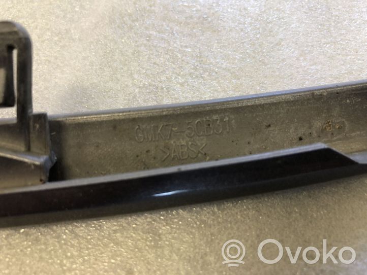 Mazda 6 Grille calandre supérieure de pare-chocs avant GMK750B31