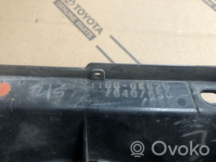 Toyota Hilux (AN10, AN20, AN30) Griglia superiore del radiatore paraurti anteriore 531110K480