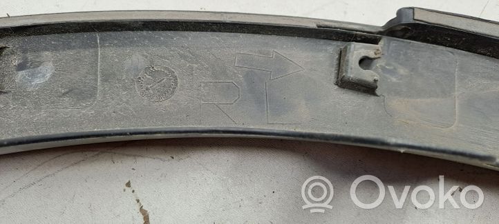 Toyota RAV 4 (XA40) Listwa błotnika tylnego 7560642130