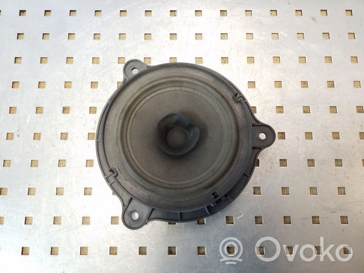 Nissan Note (E11) Haut-parleur de porte avant 7606500454