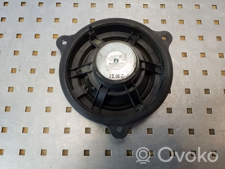 Nissan Note (E11) Haut-parleur de porte avant 7606500454