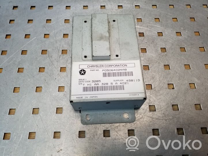 Chrysler 300 - 300C Navigācijas (GPS) vadības bloks P05064024AB