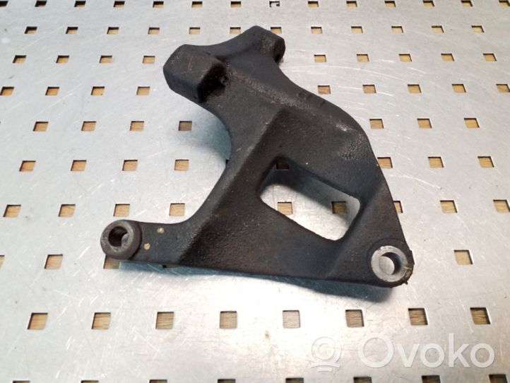 Hyundai Terracan Engine mounting bracket 