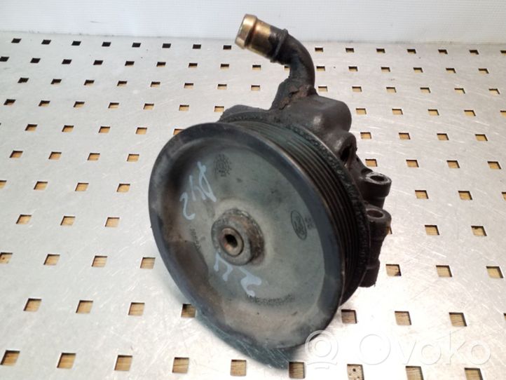 Ford Transit Pompe de direction assistée YC1E3A733AB