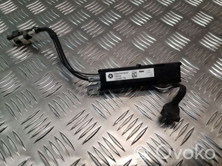 Chrysler Voyager Antenas pastiprinātājs 04685636AF