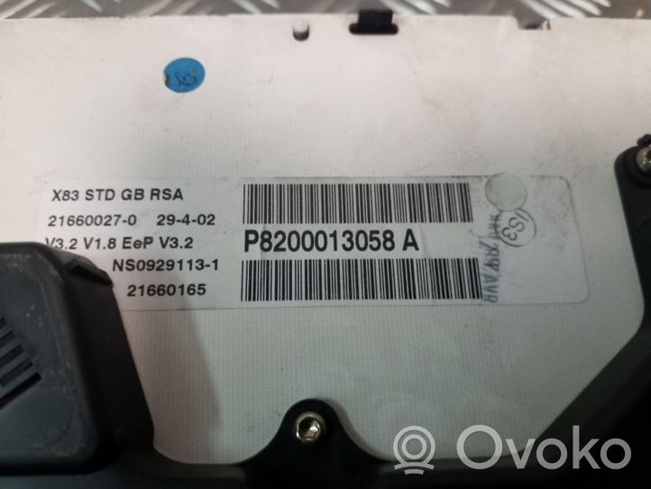 Opel Vivaro Спидометр (приборный щиток) P8200013058A