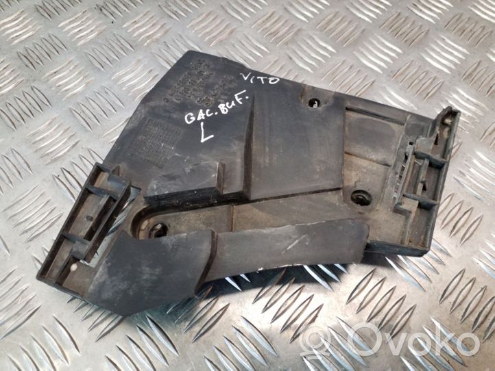 Mercedes-Benz Vito Viano W638 Support de pare-chocs arrière A6388850121