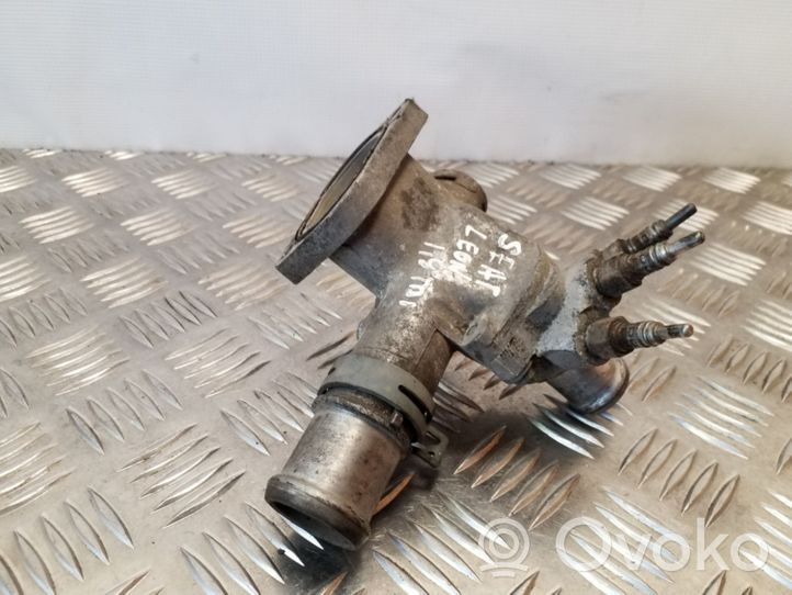 Seat Toledo II (1M) Boîtier de thermostat 038121133A