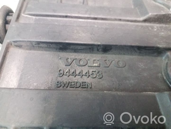 Volvo S70  V70  V70 XC Vassoio batteria 9444453