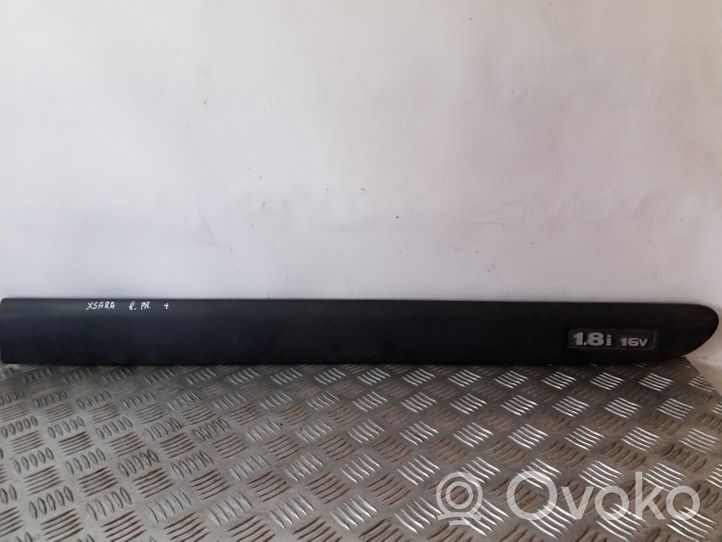 Citroen Xsara Rivestimento della portiera anteriore (modanatura) 9622690877