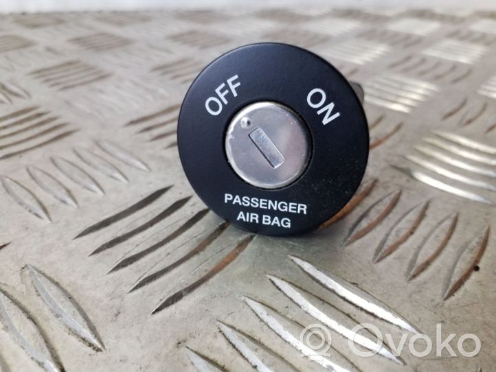 KIA Sorento Interrupteur commutateur airbag passager 