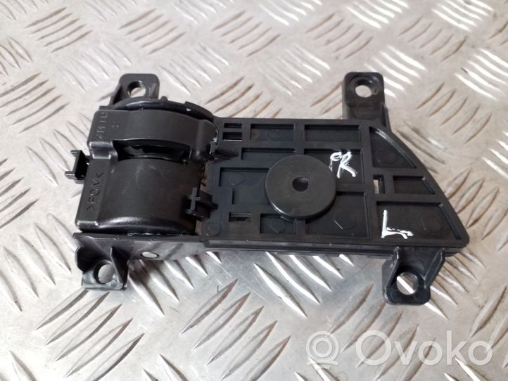 KIA Sorento Rankenėlė atidarymo vidinė 826132P000