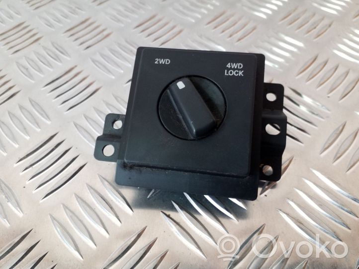 Dodge Nitro Differential lock switch 04602962AA