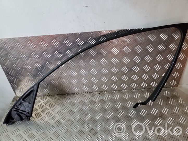 BMW 1 F20 F21 Kita priekinių durų apdailos detalė 7241201