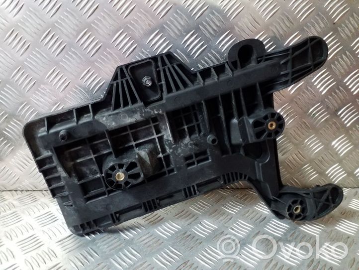 Volkswagen Sharan Battery tray 7N0915333