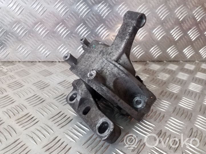 Volkswagen Sharan Supporto di montaggio del motore 5N0199262F