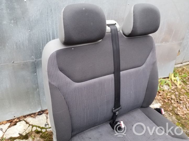 Opel Vivaro Doppelsitzbank vorne 