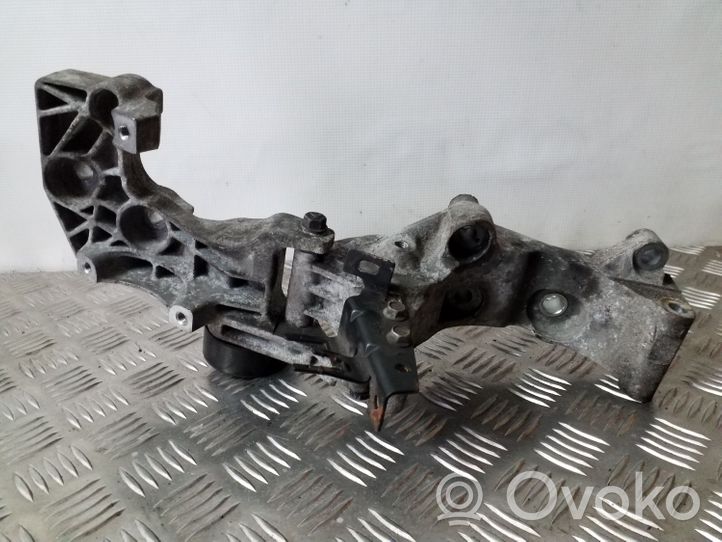 Opel Mokka Mocowanie alternatora 98090590