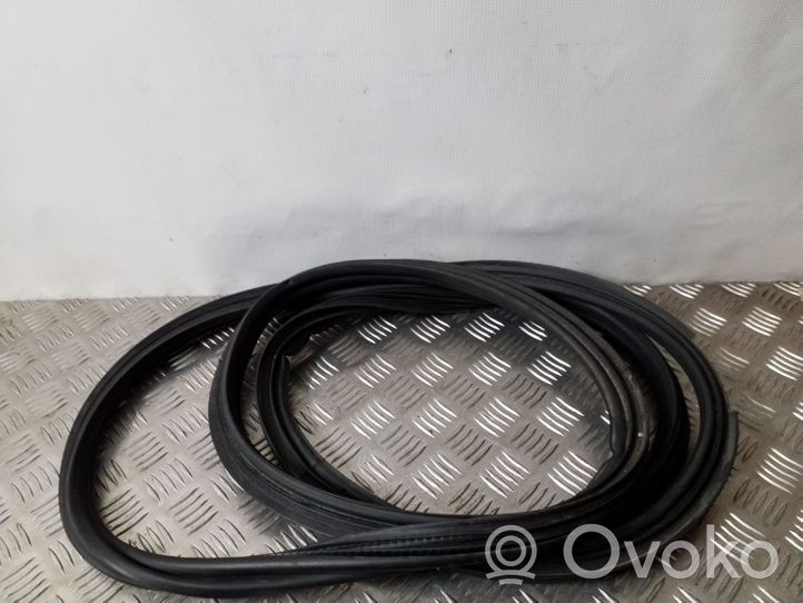 Opel Mokka Trunk rubber seal (body) 