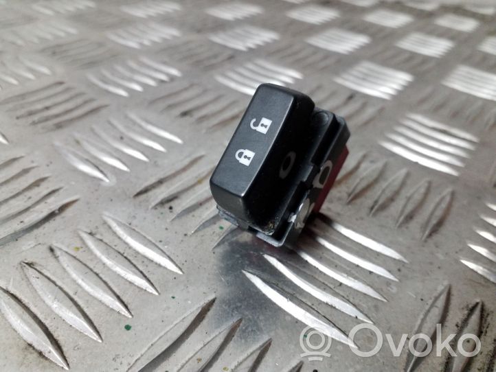 Opel Mokka Central locking switch button 