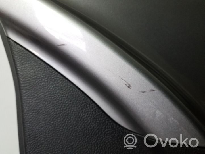 Opel Mokka Rivestimento del pannello della portiera anteriore 95137907