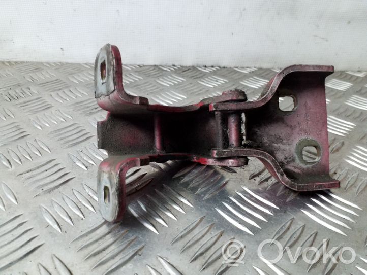 Opel Vivaro Front door upper hinge 