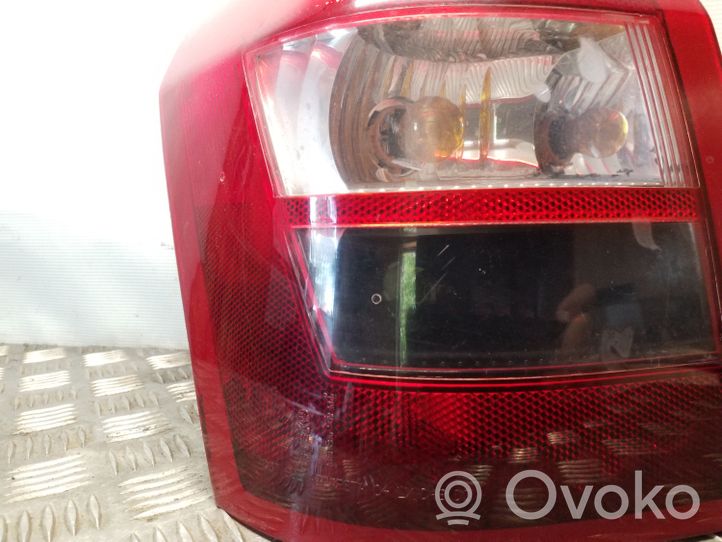 Chrysler 300 - 300C Lampa tylna 04805967AH